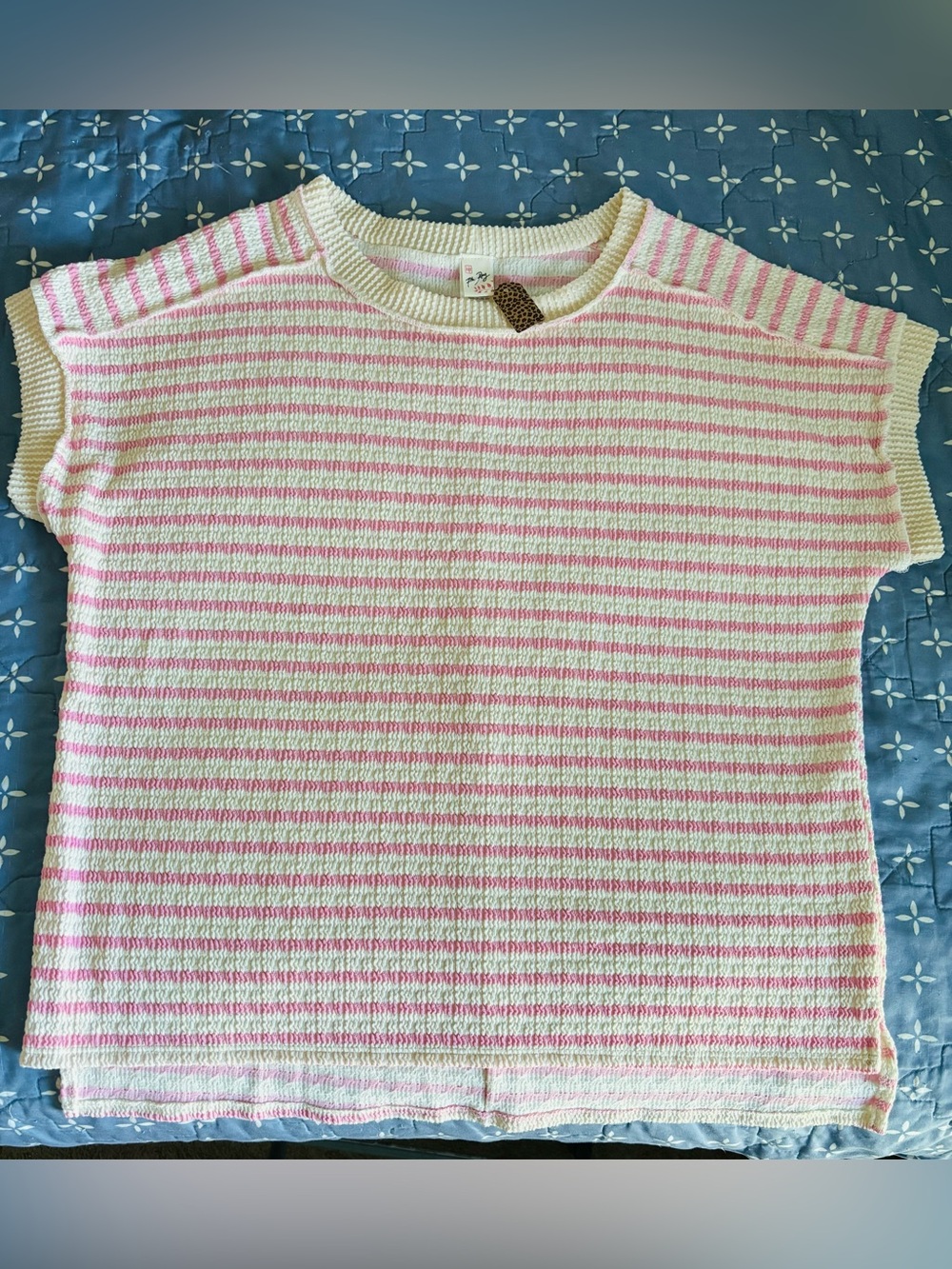 NEW Women’s 7th Ray Pink & Cream Short Sleeve Ribbed Top Size Large
